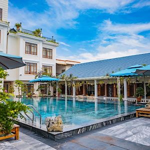 The Landing Resort